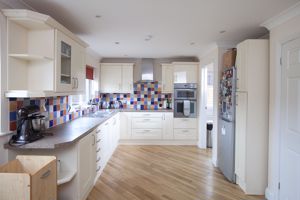 Kitchen- click for photo gallery